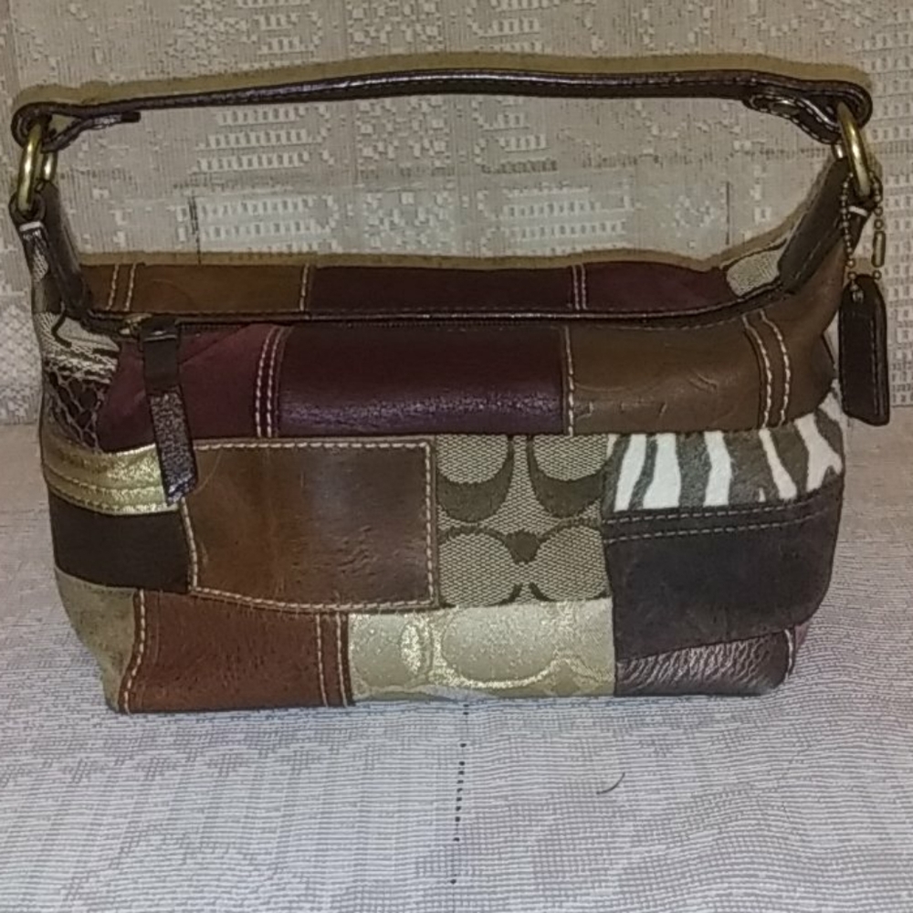 Small Authentic COACH handbag